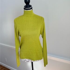 Lime Green Women's Crew Neck Sweater Silk Blend